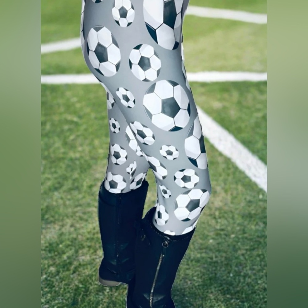 NEW Women Soccer Ball Leggings Yoga Waist Size TC - Picture 3 of 10